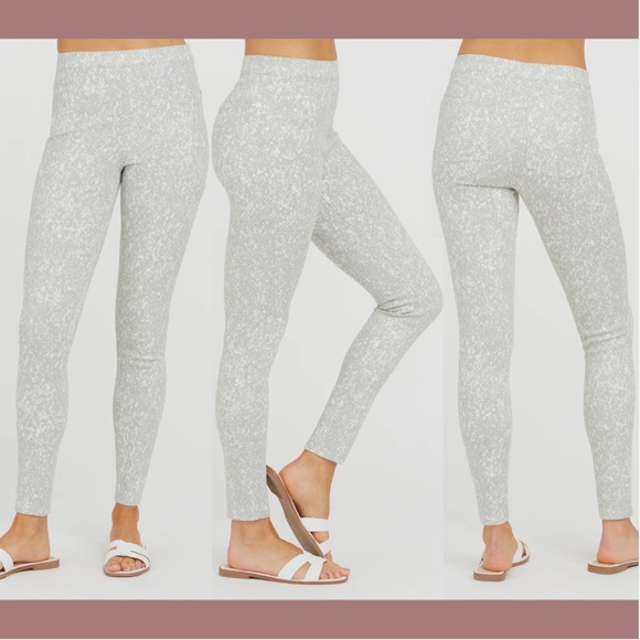 NWT $98 Spanx [ Small ] Ankle Jeanish Leggings in Speckled‎ Grey White - Picture 1 of 13